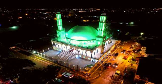 بالصور | افتتاح مسجد ضخم في براجواي بحضور رئيس الجمهورية