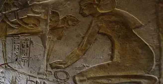 اكتشاف 3 لوحات فرعونية منذ نحو 4000 عام