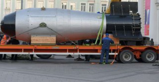 لأول مرة.. أقوى قنبلة نووية في العالم تغادر متحف ساروف 