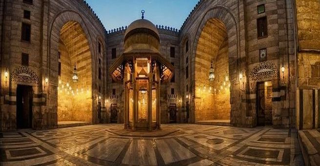 أعظم مسجد بناه المماليك في مصر