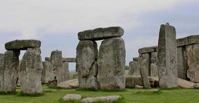 اكتشاف أثري في بريطانيا يحل لغز موقع عمره 5 آلاف عام