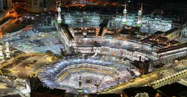 4 ملايين مسلم يشهدون ختم القرآن بالحرمين الشريفين