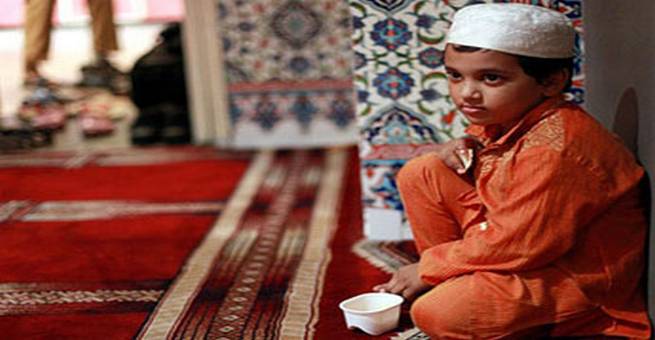 صلاة الجماعة سبب للطرد من العمل في أميركا !