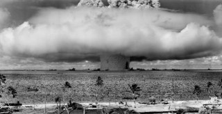 قصة القنبلة الذرية الثالثة 