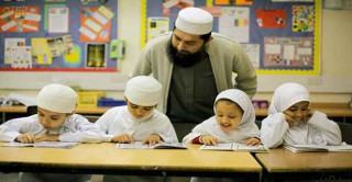 في رمضان .. تغيير مواعيد العطلات المدرسية بكندا لتناسب المسلمين 