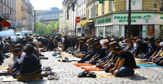 تصاعد الاعتداءات ضد المسلمين في فرنسا 