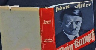 بيع نسخة من كتاب كفاحي تخص هتلر في مزاد