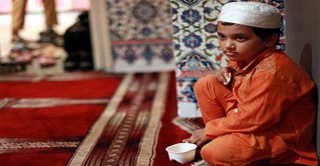 صلاة الجماعة سبب للطرد من العمل في أميركا !