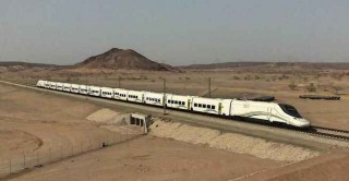 صورة قطار الحرمين أثناء التشغيل التجريبي