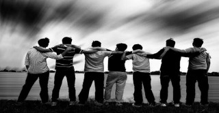 فن اختيار الصديق .. فلينظر أحدكم من يخالل