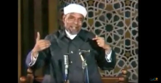 فيديو .. الشيخ الشعراوي يكشف معنى ختم الله على قلبه