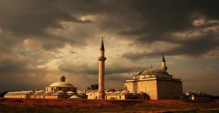 السلطان الشاعر الخطاط!