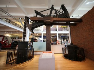 Old_bess_beam_engine_may_2015